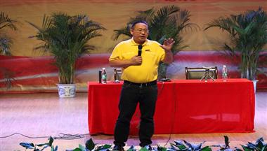 集(ji)團(tuán)董事長(zhang)雷文(wén)勇爲(wei)西科(ke)大(da)2016級研究生(sheng)帶來開學(xué)第一(yi)課